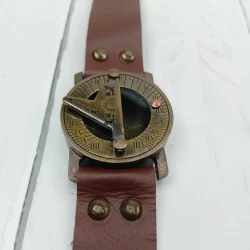 Vintage Brass Wrist Sundial Compass - Image 4