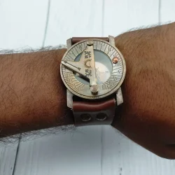 Vintage Brass Wrist Sundial Compass - Image 2