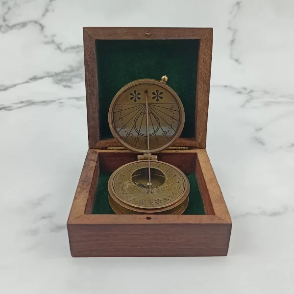 Antique Brass String 2 Inch Compass - Image 5