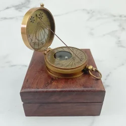 antique dori compass