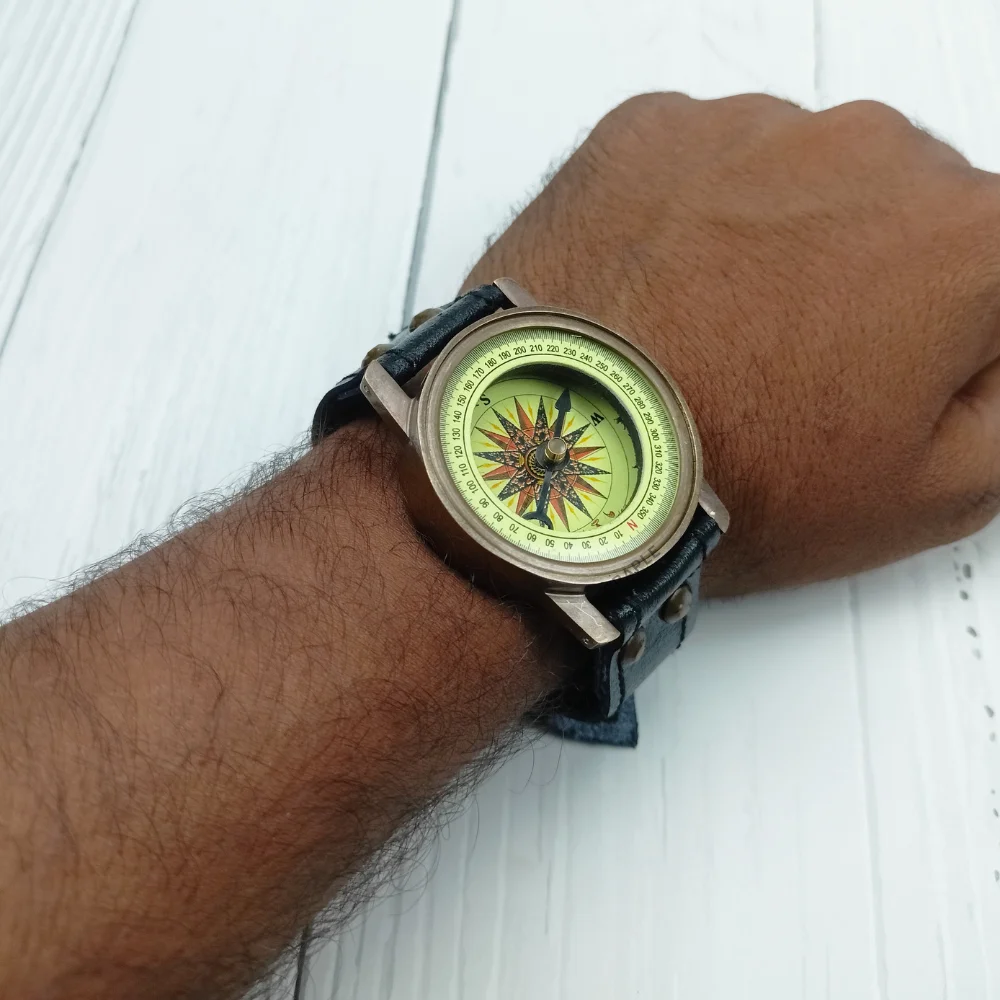 wrist compass