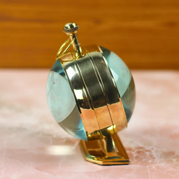 Vintage Tabletop Clock: Model 1939 - Image 2