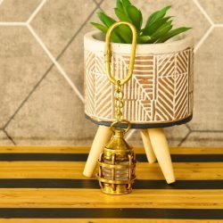 Miniature Lantern Keychain | Nautical Lamp Replica | Pocket Gift & Accessory - Image 4