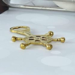 Nautical Ship Wheel Bottle Opener | Sturdy Design, Unique Bar Tool | Coastal Decor Accent & Sailor Gift - Image 3