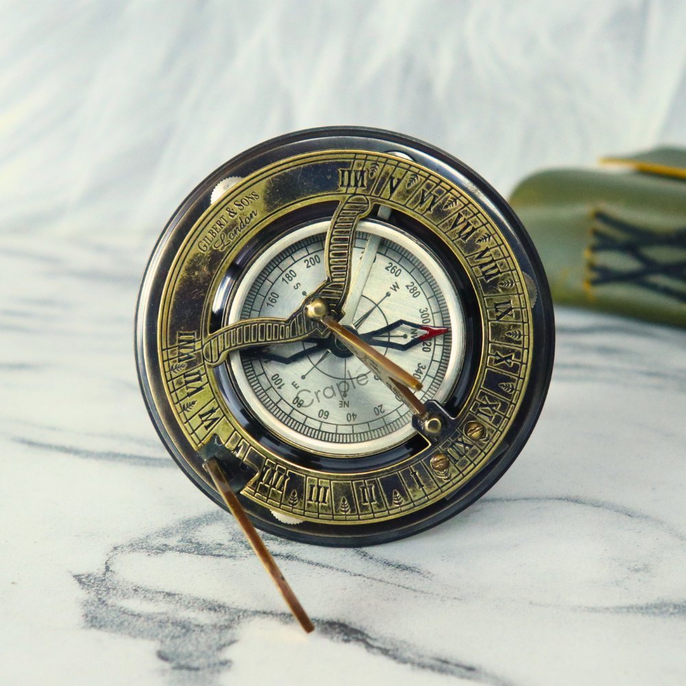 Gilbert & Sons Compass