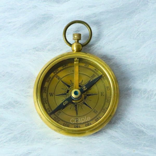 Classic Open Face Pocket Compass | Shiny Brass, Classic Design, Includes Chain | Elegant Navigational Keepsake & Gift - Image 4